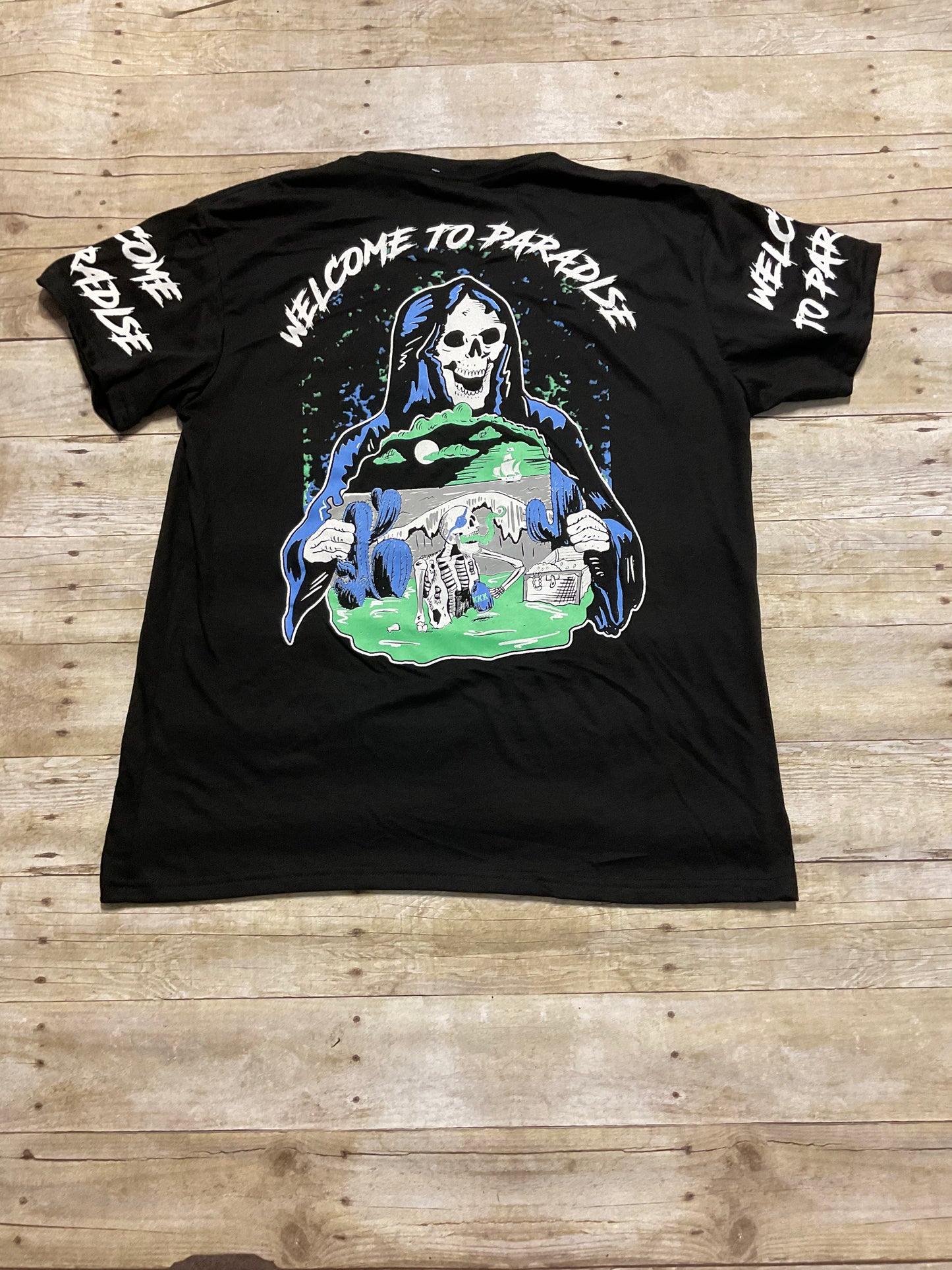 MENS WELCOME TO PARADISE GRAPHIC TEE