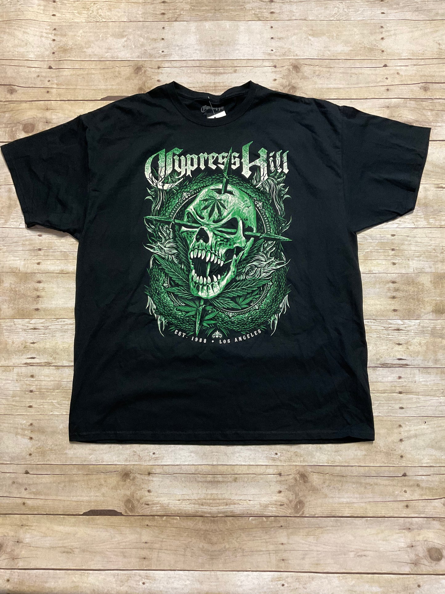 MENS CYPRESS HILL GREEN SKULL GRAPHIC TEE